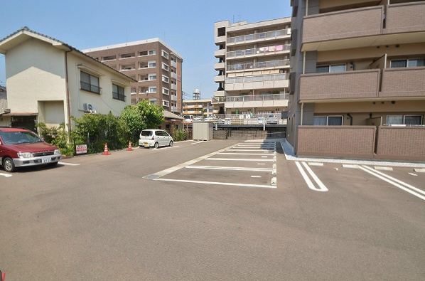 ラ・アヴェニール その他18