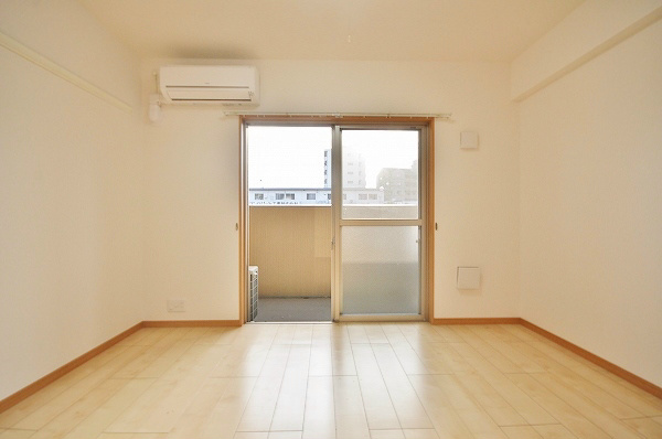 ラ・アヴェニール ベッドルーム