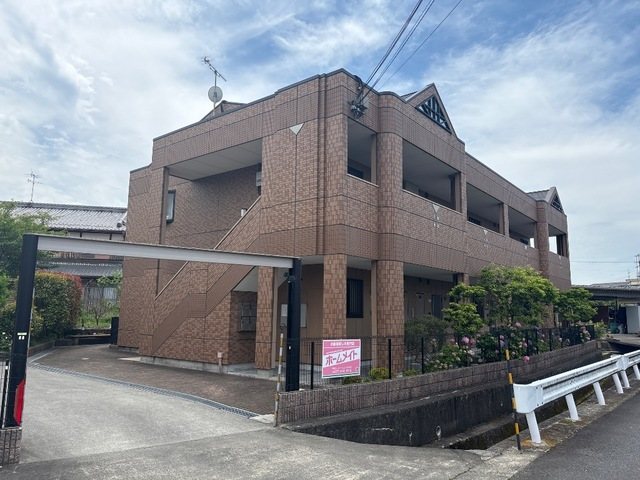 ラ・ベルフォーレ 外観