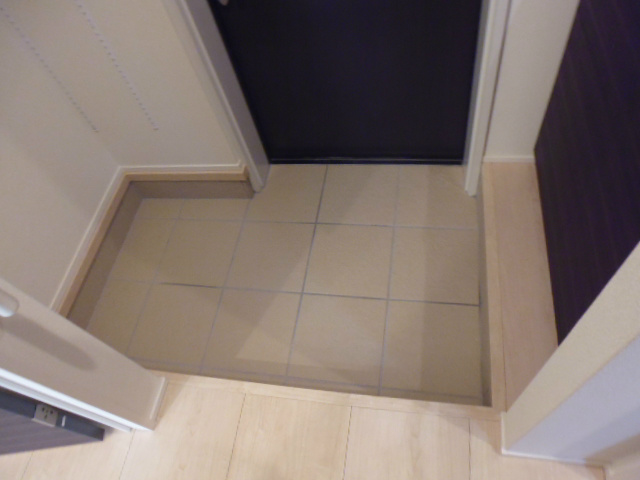 ルフレ青山 玄関