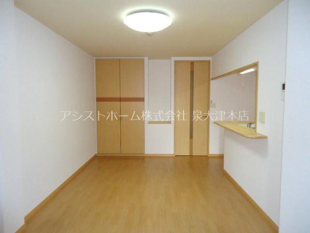 大阪府岸和田市磯上町５丁目6-1 リビング