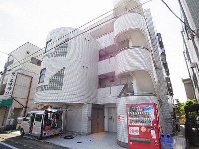 Ｒｏｙａｌ　Ｍｅｓｏｎソフィア 101号室 外観