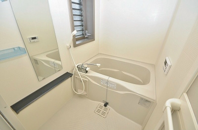 GRAVIS(グラヴィス) 風呂画像