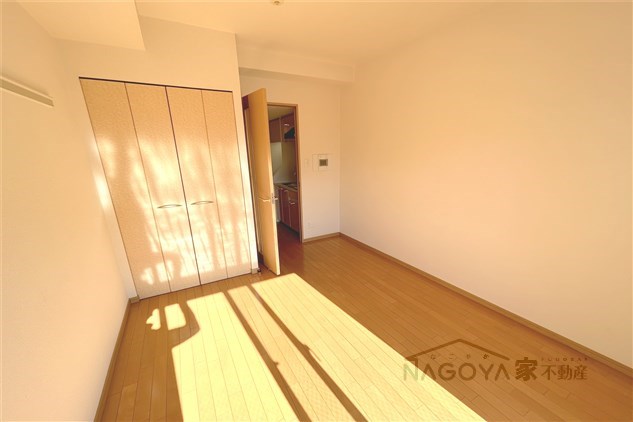 プレサンス名古屋駅前 ベッドルーム