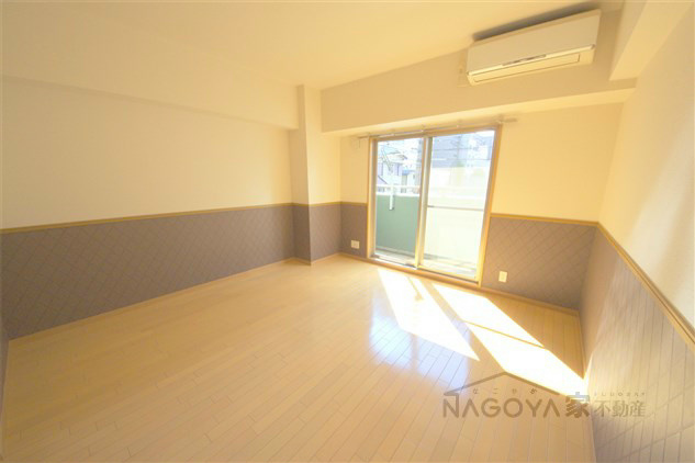 キャノンピア鶴舞 リビング