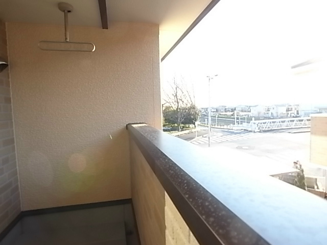 クレメント・リヴァーＣ棟 ベランダ
