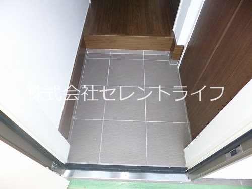 クレアシオン 玄関