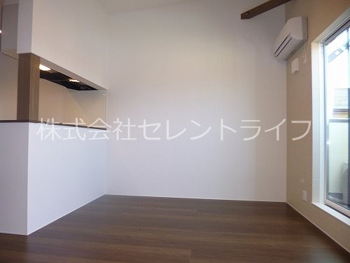 クレアシオン リビング