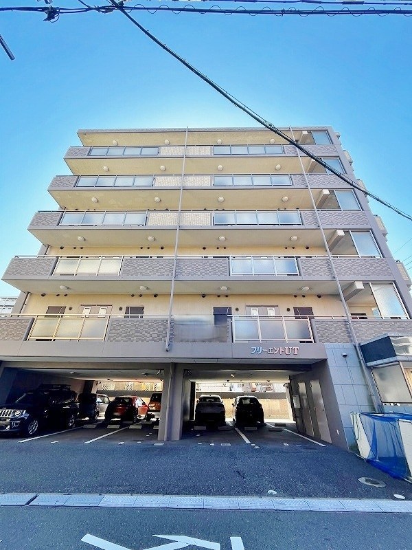 フリーエントＵＴ  304号室 外観