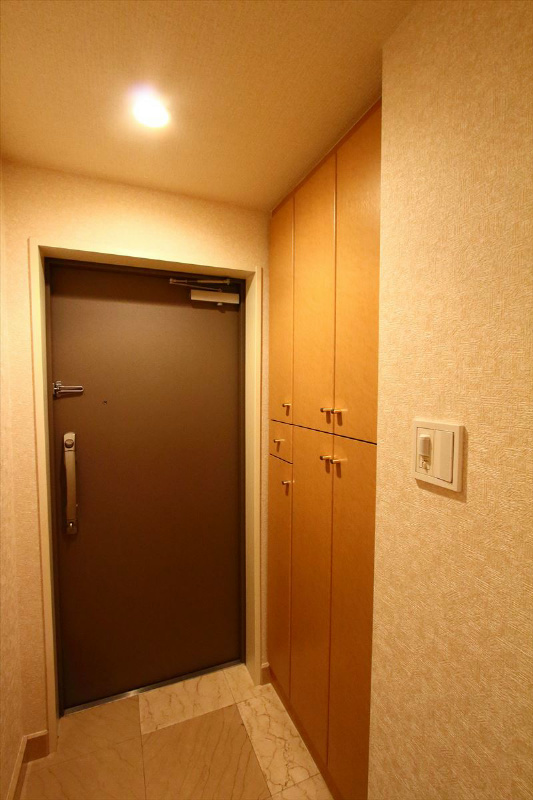 デュオ・スカーラ用賀 玄関