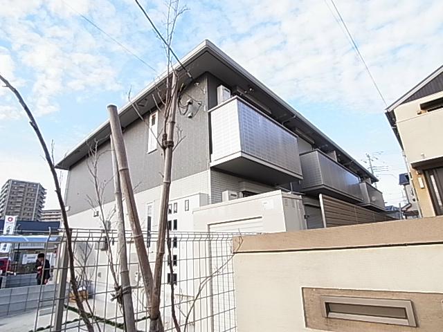 シャルム（秋山） 205号室 外観
