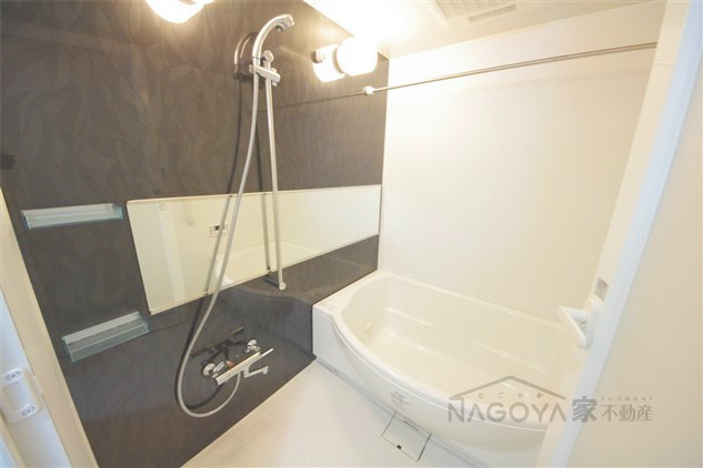 アクアブルー 風呂画像