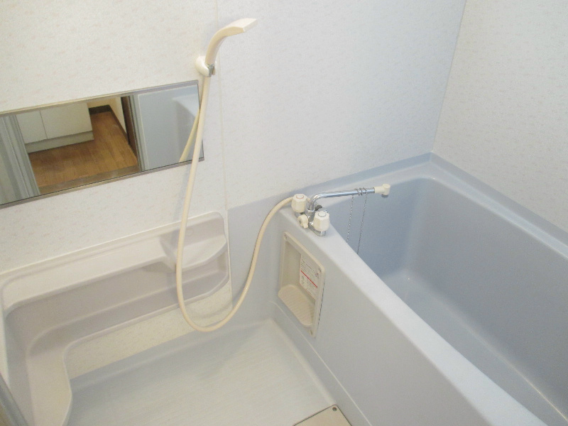 エギナ&amp;beta;21 風呂画像