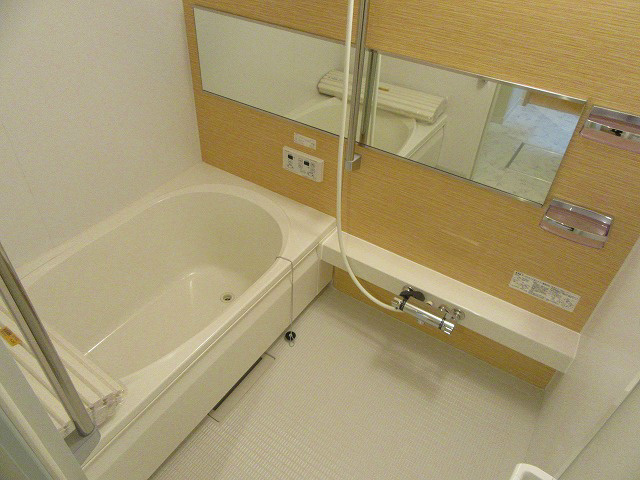 シャーメゾン　コンフォート八戸ノ里Ｂ棟  風呂画像