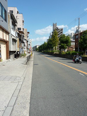 蒲生橋モータープール 玄関