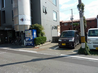 蒲生橋モータープール リビング