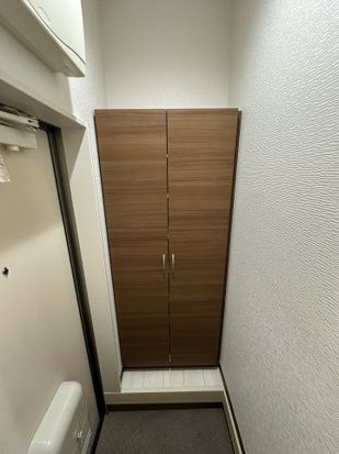 ディアレスト十間坂 玄関