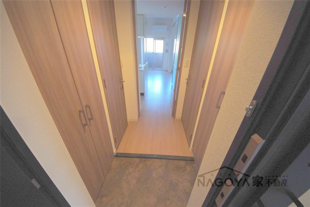 プレサンス錦ラウム 玄関