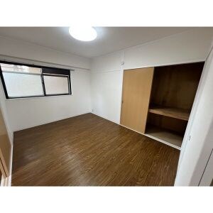 八事石坂マンション ベッドルーム