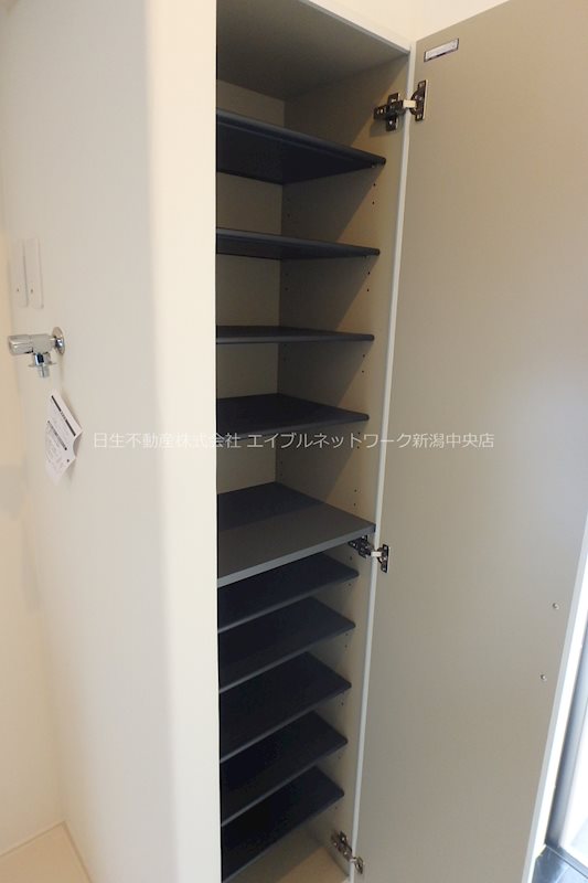アーベイン 収納