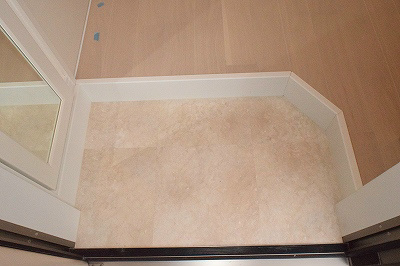 CB湘南ラティオ 玄関