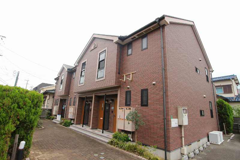 パイングローヴヒルズＢ 外観