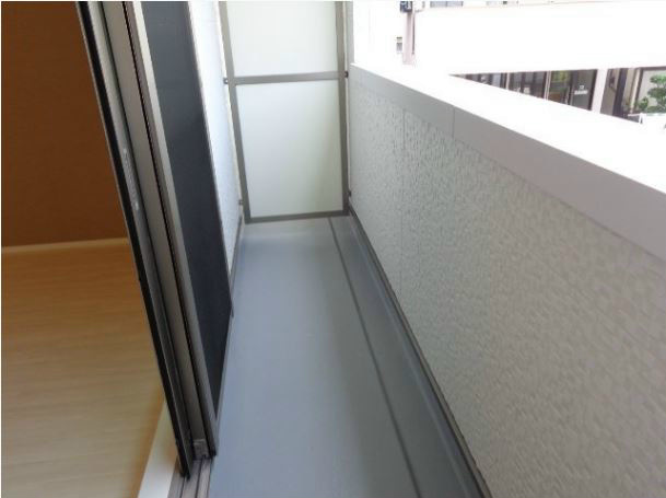 ロサ・コート ベランダ