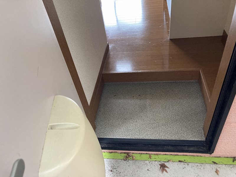 トランベール秦野 玄関