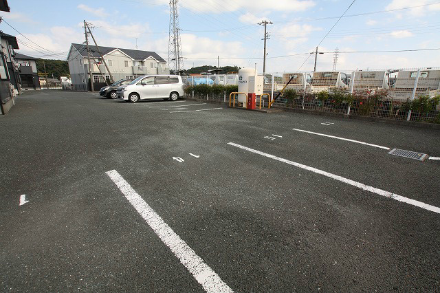 サンフローラ袋井D 駐車場