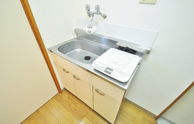 まつやビル キッチン