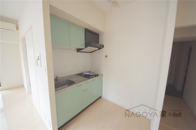 Ｐ－ＳＱＵＡＲＥ　ＳＨＵＭＯＫＵ キッチン