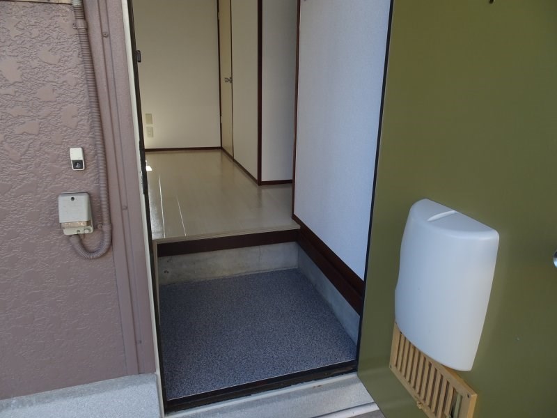 サンハイツ 玄関