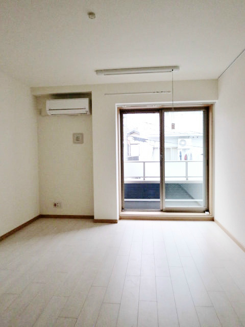 ラーナコーロ中目黒 玄関