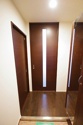 リクシア足原 玄関