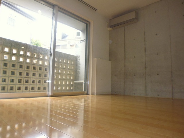 ベッドルーム