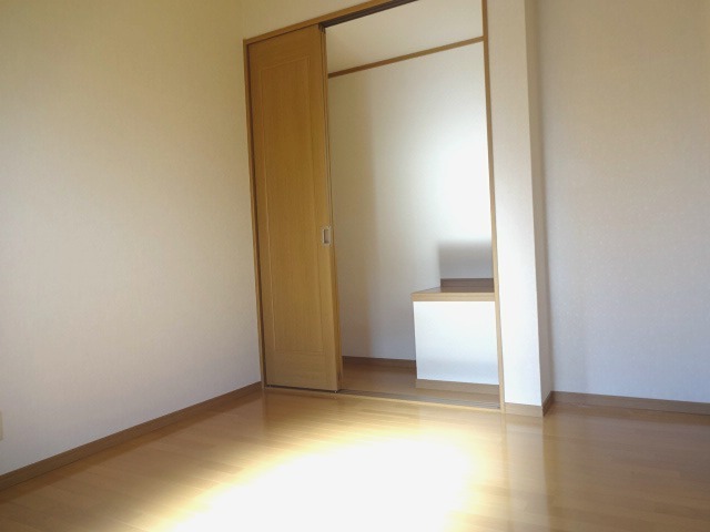 プレメゾン５上野 ベッドルーム