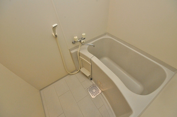 木下鉱産ビル 風呂画像