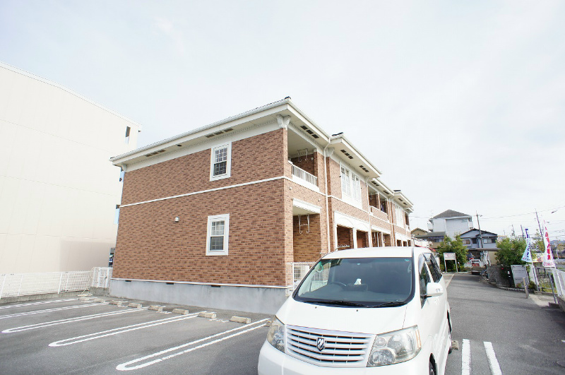 カーサ･プラシード 駐車場