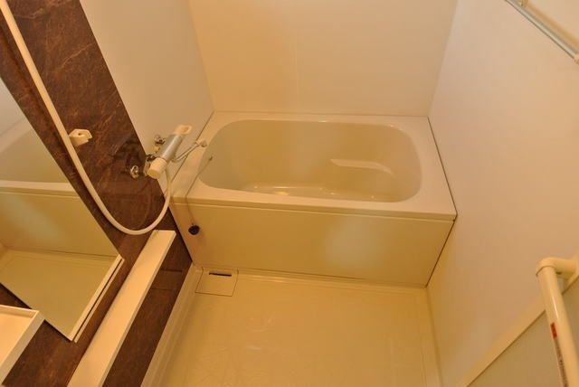 ハピネス北田町 風呂画像