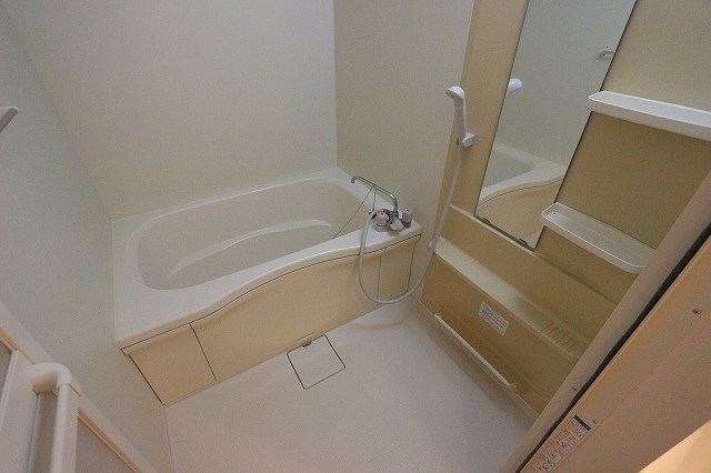 グランソレイユ　二子 風呂画像