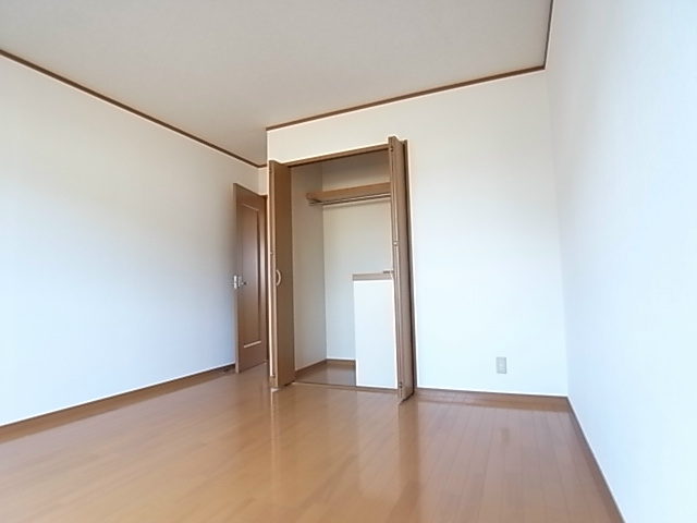 プレジール・オオクマⅡ ベッドルーム