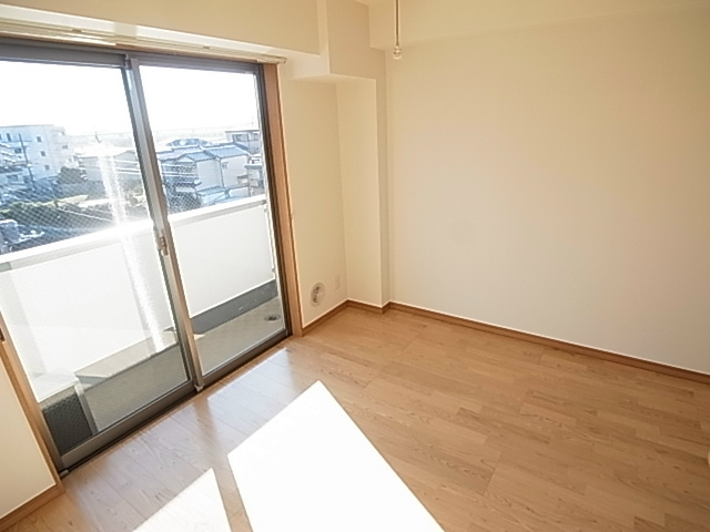 ツリーデン松戸Ⅱ ベッドルーム