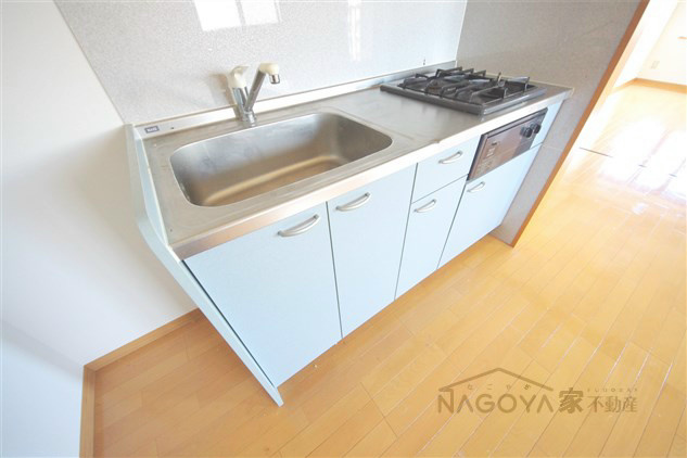 プロビデンス東片端 キッチン