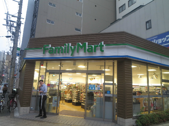 メゾンナカムラ北堀江 コンビニ
