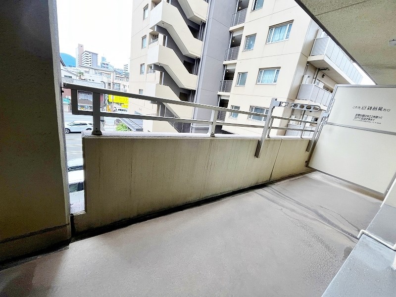 アヴィニールグランデ金田 ベランダ