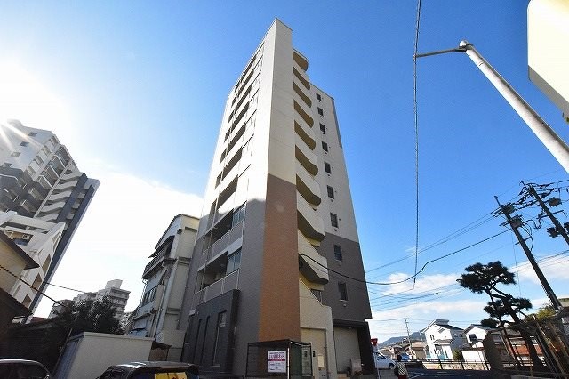 シェーナ下到津  1001号室 外観