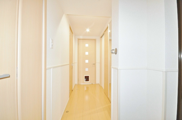 シェーナ下到津  玄関