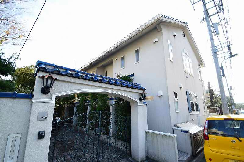 KOMACHI SUITES 201号室 外観