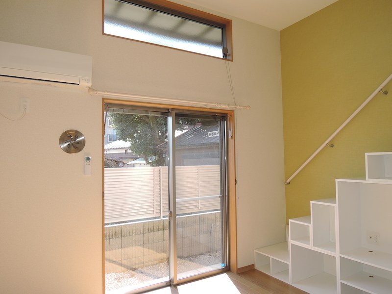 サンヴィアーレU リビング