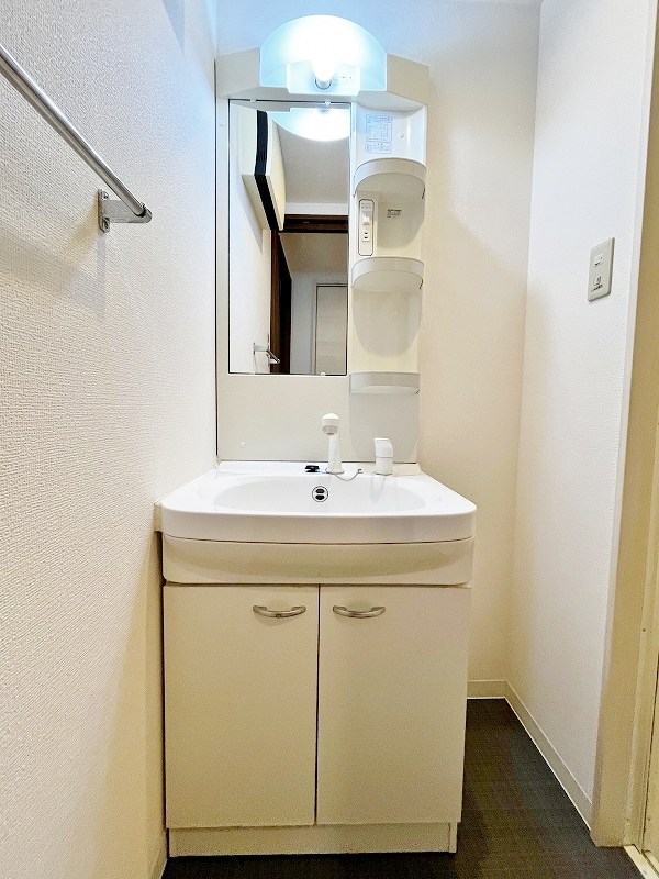 Ａ＆Ｅ　Ｇｌａｎｚ その他1